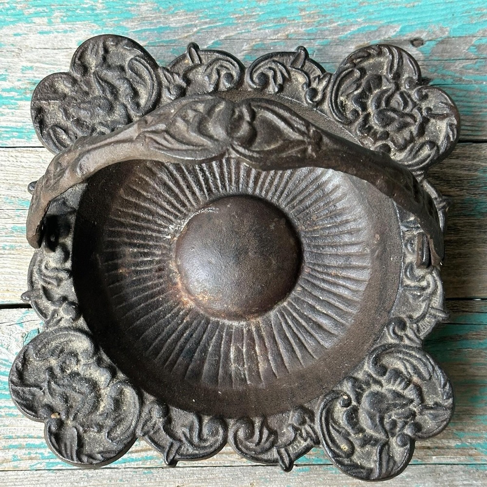 Antique Cast Basket Iron 9.5 Inch Victorian‎ Ornate Centerpiece Handle Sunburst